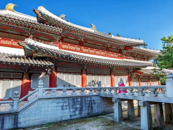 龍仁大長今パーク(旧MBCドラミア)ツアー 1名割増料金なし！ベテランガイド確約＆「明洞餃子」カルグクス昼食付プラン有＜半日／日本語ガイド＞