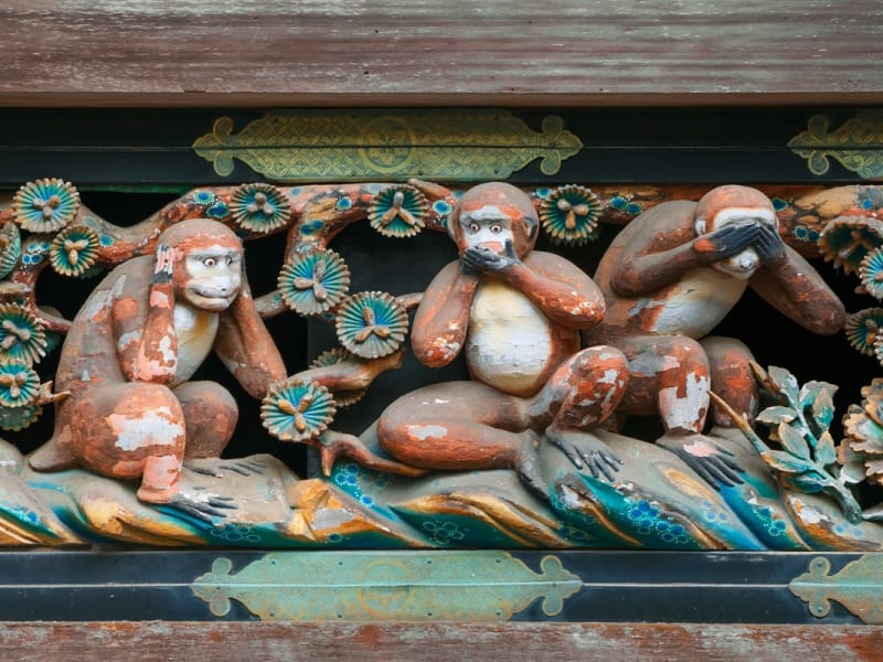 Japan_Tochigi_Nikko Toshogu Shrine_Monkeys_shutterstock_391350055