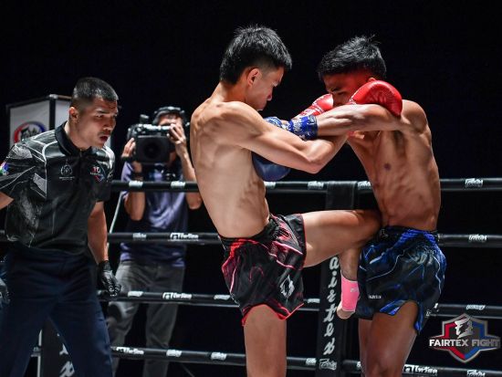 ムエタイ観戦チケット 「ルンピニ・スタジアム」タイ陸軍が運営するムエタイの聖地＜リングサイド席 or グランドスタンド席＞