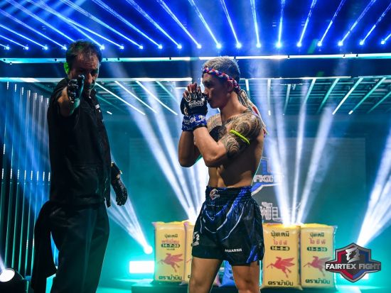 ムエタイ観戦チケット 「ルンピニ・スタジアム」タイ陸軍が運営するムエタイの聖地＜リングサイド席 or グランドスタンド席＞