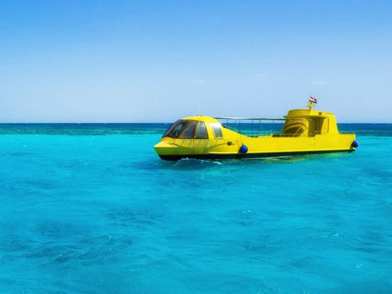 シー スコープ半潜水艦ツアー　海面下3メートルの展望デッキから紅海の水中世界を観賞＋シュノーケリングも体験できる！＜英語／ハルガダ発＞