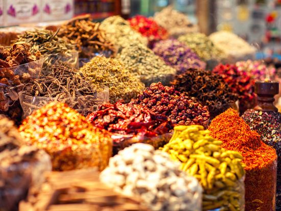 UAE_Dubai_Spaice Souk_Madinat Jumeirah_shutterstock_361655018