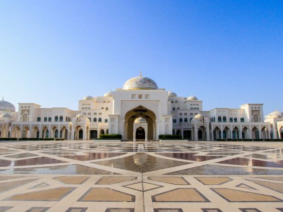 大統領官邸カスル・アル・ワタン（Qasr Al Watan）入場チケット予約