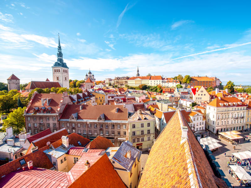 Tower_Toompea_Hill_shutterstock_515192911