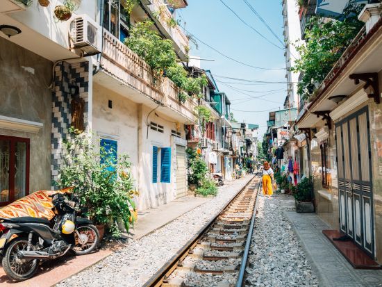 ハノイよくばり1日観光　ベトナム名物料理のランチ＆トレインストリートでハノイ名物エッグコーヒー1杯付き＜日本語ガイド／送迎あり＞