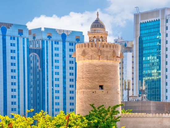 アブダビ最古の歴史的要塞カスル・アル・ホスン（Qasl Al Hosn ）入場チケット予約