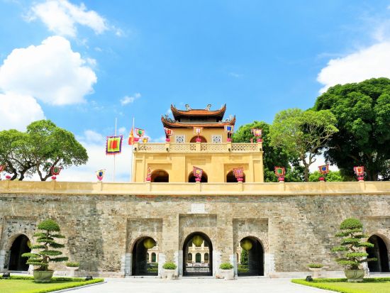 ハノイよくばり1日観光　ベトナム名物料理のランチ＆トレインストリートでハノイ名物エッグコーヒー1杯付き＜日本語ガイド／送迎あり＞