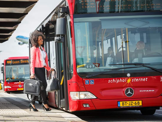 Gratis-busvervoer-met-jaarabonnement-Schiphol-1