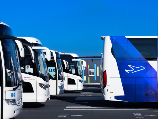 【空港シャトル】エアロバス乗車チケット予約　パリ・ボーヴェ空港 ⇔ ポルト・マイヨ駅（パリ近郊）