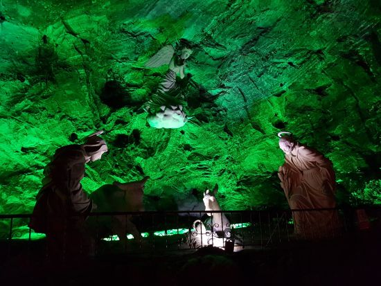 シパキラ「塩の教会」観光ツアー　地下空間に広がる神秘の世界へ＜混載／英語ガイド／ボゴタ発＞