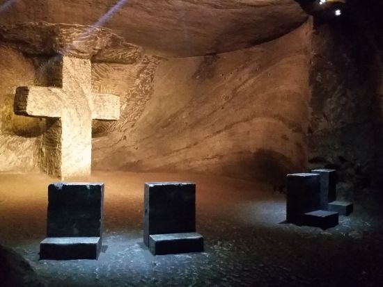 シパキラ「塩の教会」観光ツアー　地下空間に広がる神秘の世界へ＜混載／英語ガイド／ボゴタ発＞
