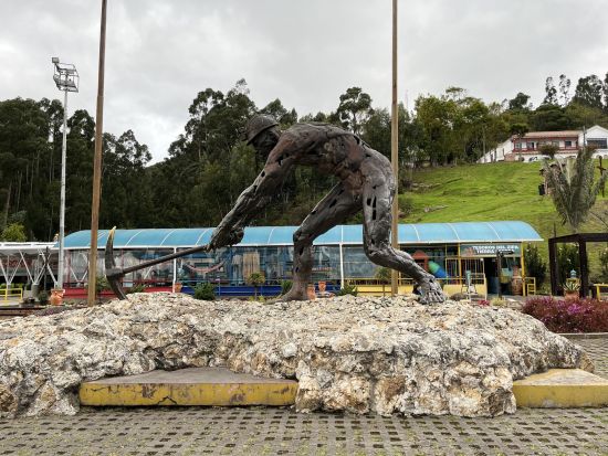 シパキラ「塩の教会」観光ツアー　地下空間に広がる神秘の世界へ＜混載／英語ガイド／ボゴタ発＞