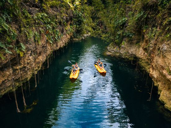 セノーテ巡りツアー　4か所のセノーテでジップラインやカヤックなどアクティビティ体験！＜ピクニックランチ付／英語ガイド／カンクンorその他エリア発＞