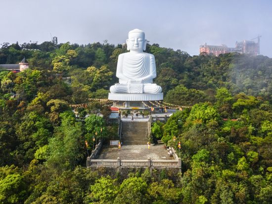 バーナーヒルズ観光ツアー ダナン市内観光と昼食付きプランあり＜日本語ガイド／半日または1日／混載または貸切／ダナン・ホイアン・フエ発＞