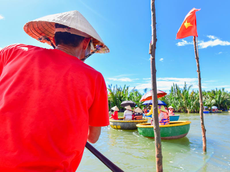 Hoi An_Banboo basket boat_AdobeStock_286729699