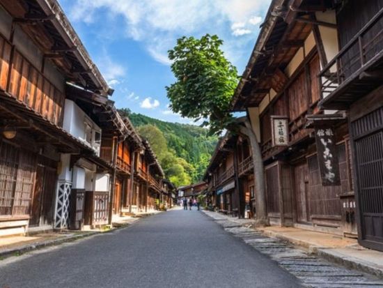 【英語ガイド】名古屋発日帰りバスツアー 虎渓山永保寺＆恵那峡＋宿場町「馬籠宿」「妻籠宿」を散策！ 歴史と自然を1日で堪能する旅＜インバウンド向け／長野・岐阜＞