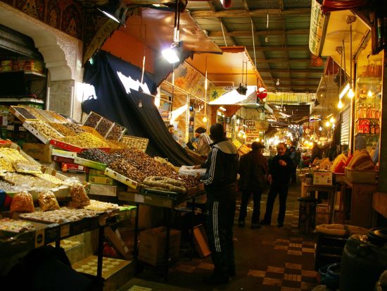 【タンジェ発 モロッコ1泊2日】シャウエン＋メクネス　旧市街散策やマーケット＆ムーレイ・イスマイル廟などを訪問＜英語／フェズ着＞