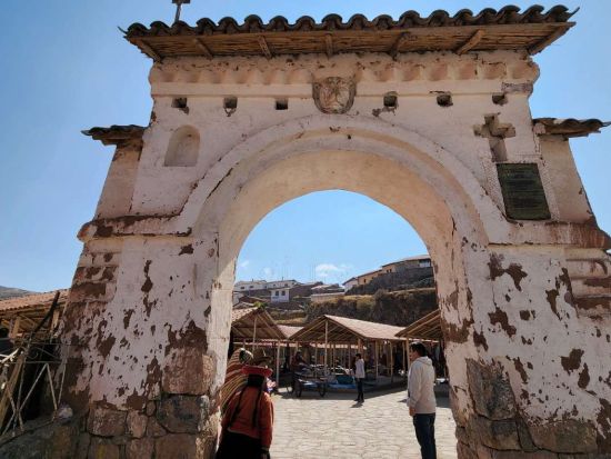 聖なる谷1日ツアー！世界遺産オリャンタイタンボ＋マラスの塩田＋モライ遺跡＋チンチェーロ村＋ピサック遺跡＜混載／英語ガイド／昼食付／クスコ発＞ 