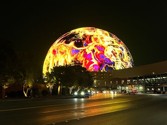 ラスベガス ナイトウォーキングツアー　おすすめポイントでの撮影タイムあり ＜日本語ガイド＞