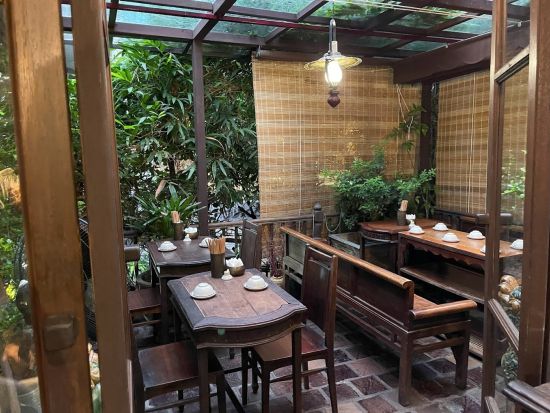 タムヴィー「Tam Vi」食事券＆事前予約サービス　ミシュランガイド1つ星レストランでベトナム料理を楽しむ ＜送迎オプションあり＞