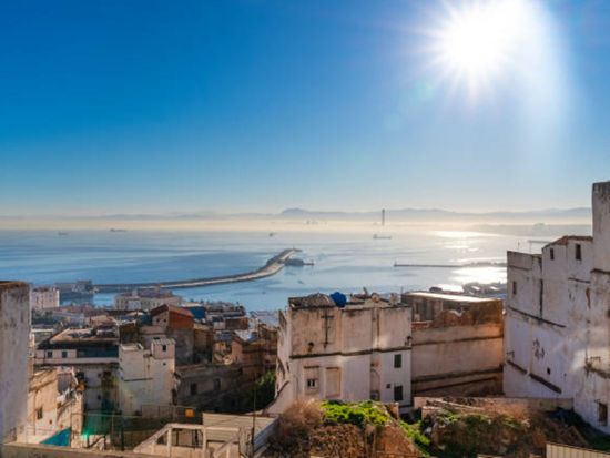 アルジェ宿泊ツアー　世界遺産カスバや市内の見どころを2日間でたっぷり満喫＜1泊2日／英語ガイド／アルジェ発着＞