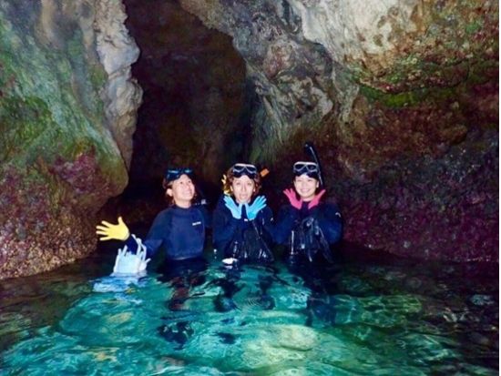 【星空＆夜光虫・ナイトシュノーケル】グループ割あり！地元沖縄人ガイドと神秘的な夜の青の洞窟へ！ GoPro写真＆動画無料！ 口コミ＆写真満足度高評価！＜恩納村＞