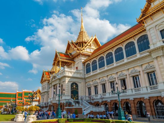 トゥクトゥク＆ボートで行く！バンコク3大寺院巡り半日観光ツアー＜午前／日本語ガイド／ホテルお迎え付き＞