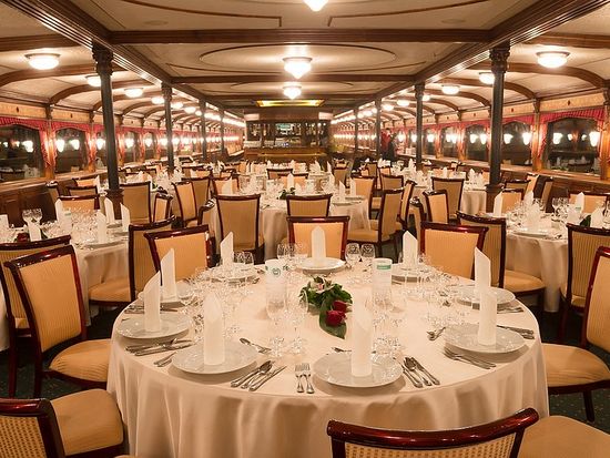 36102845874_e47b40cc99_c