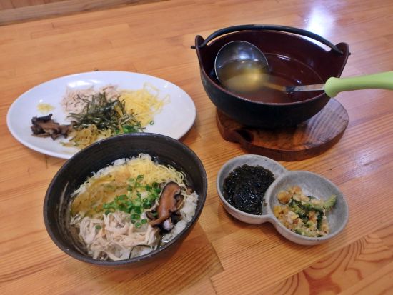 金作原（きんさくばる）原生林トレッキングツアー＋マングローブカヌー＜1日／名瀬＞ by アイランドサービス