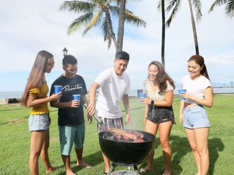 Yoshi Hawaiian Tours_Beach BBQ_01