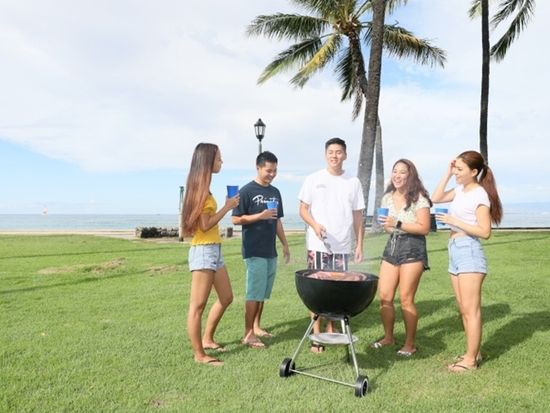 Yoshi Hawaiian Tours_Beach BBQ_00