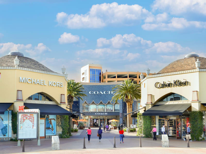 Citadel Outlets Center Court