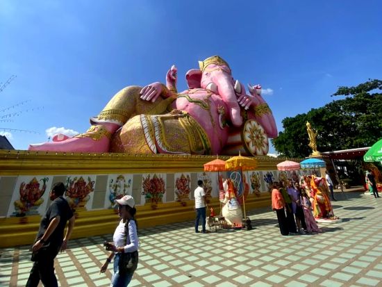 ピンクガネーシャのチャチュンサオ祈願めぐり　金運と健康と幸運を祈る旅＜日本語ガイド＞ by JTB