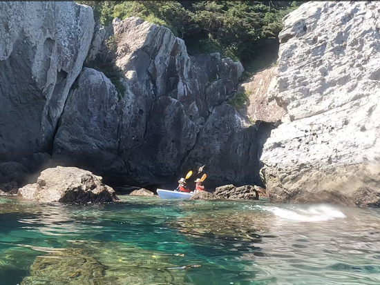 平戸カヤックツアー　断崖絶壁の冒険！世界文化遺産の構成資産「中江ノ島」も海上から眺められる　＜約3時間／午前・午後＞ by 平戸カヤックス