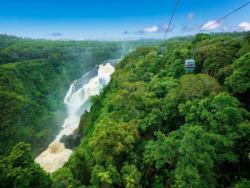 Barron-Falls-Approach-with-gondo