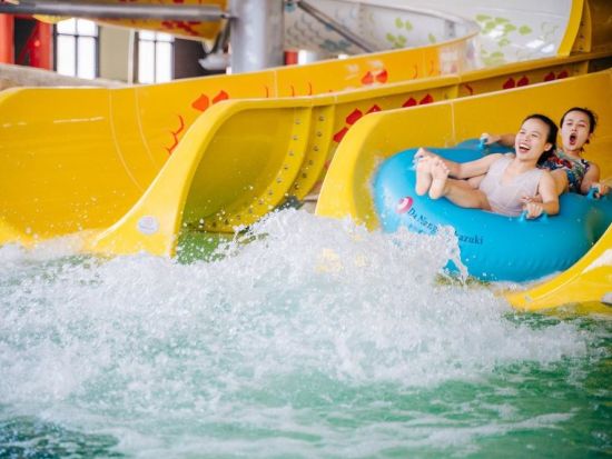 ダナン帰国日プラン　ベトナム最大のウォーターパーク「三日月ウォーターパーク365」でぎりぎりまでダナン観光を満喫　＜夕食付き／貸切送迎／空港お送り＞