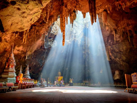 ホアヒン観光ツアー　王室保養地ホアヒンでパワースポット2か所を巡る ＜昼食付き／日本語ガイド／バンコク発着＞ by JTB