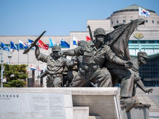 南北境界線（DMZ）1日ツアー　臨津閣＋自由の橋＋DMZゴンドラ＋オドゥ山統一展望台 + 戦争記念館＜火～日／日本語ガイド／ソウル発／昼食付＞