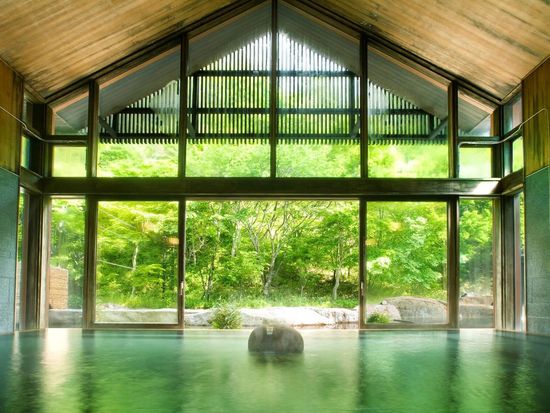 sites-2-2017-12-slide02-p-2-1-1208191751-x075