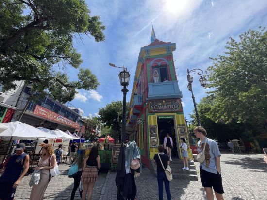 ブエノスアイレス市内　半日観光ツアー ＜ランチ付きプランあり／英語ガイド＞