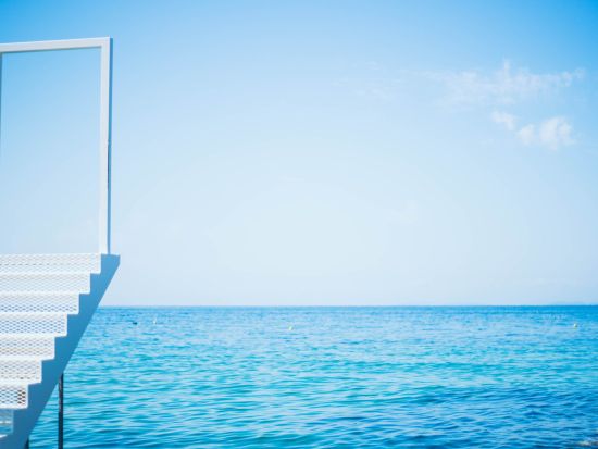 【英語バスツアー】インバウンド向けツアーに参加！ 鳴門渦潮+幸せのパンケーキ 淡路島+道の駅くるくるなると+阿波おどり会館を巡る日帰り観光＜大阪発／英語ガイド＞