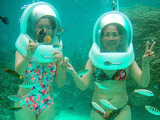 シーウォーカー　水深3メートルを海底散歩！＜選べる午前・午後／英語アシスタント／ボラカイ島発＞