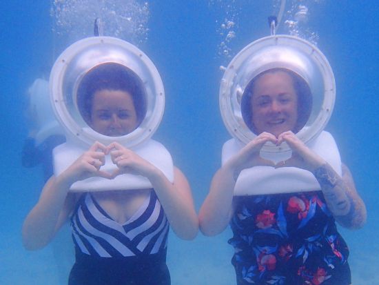 シーウォーカー　水深3メートルを海底散歩！＜選べる午前・午後／英語アシスタント／ボラカイ島発＞