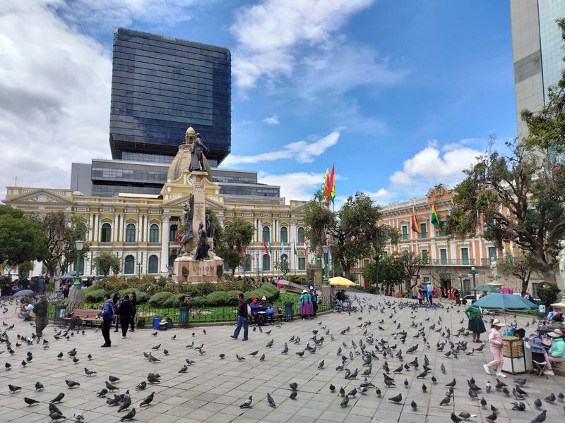 20240827012357_1704370436_17252