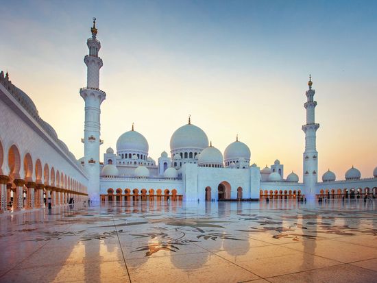 SHEIKH ZAYED MOSQUE