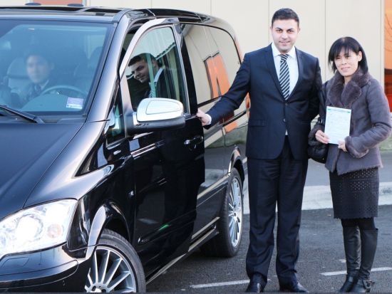 【空港送迎】パリ空港（シャルル・ド・ゴール空港など）⇔ パリ市内　日本語アシスタント付きプランあり ＜貸切＞