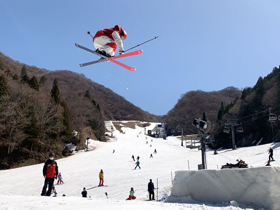 6E377E2C-2EFF-4BD4-86E3-C5B582044995 (1)