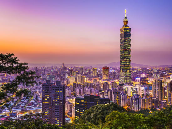 Taiwan_Taipei_Skyline_Sunset_AdobeStock_59103108.jpg