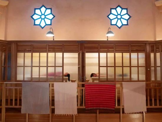 イスタンブール旧市街「チェンベルリタシュ・ハマム(Cemberlitas Hammam)」事前予約サービス