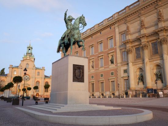 ストックホルムの見どころ満喫！ストックホルム1日／半日観光グランツアー＜英語ガイド／ランチ付き／送迎付き／少人数制／混載＞